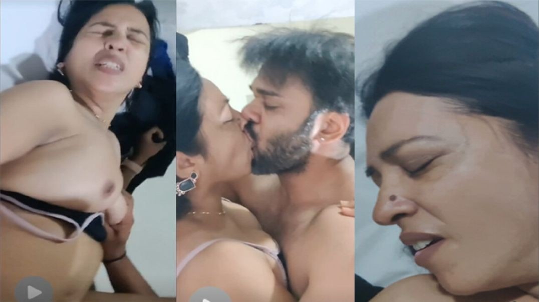 Hot Desi Expression Mature Bhabhi Having Sex With Lover hardcore
