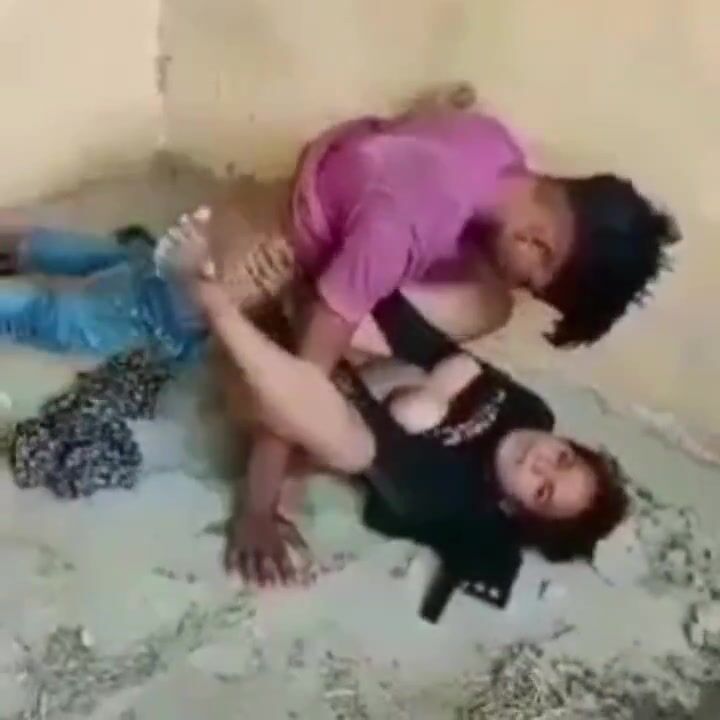 Amateur Uncut MMS – Desi Girlfriend Shared