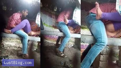 Hot Desi Lover Fucking in Public – New Upload