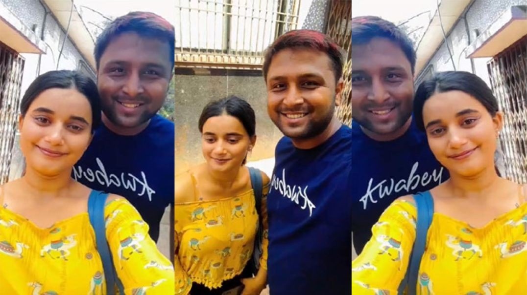 ⁣Indian Coaching Teacher With Multiple Girls Mms Update